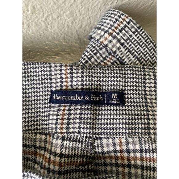 Abercrombie & Fitch High Waisted Plaid Shorts With Waist Tie - Picture 9 of 10